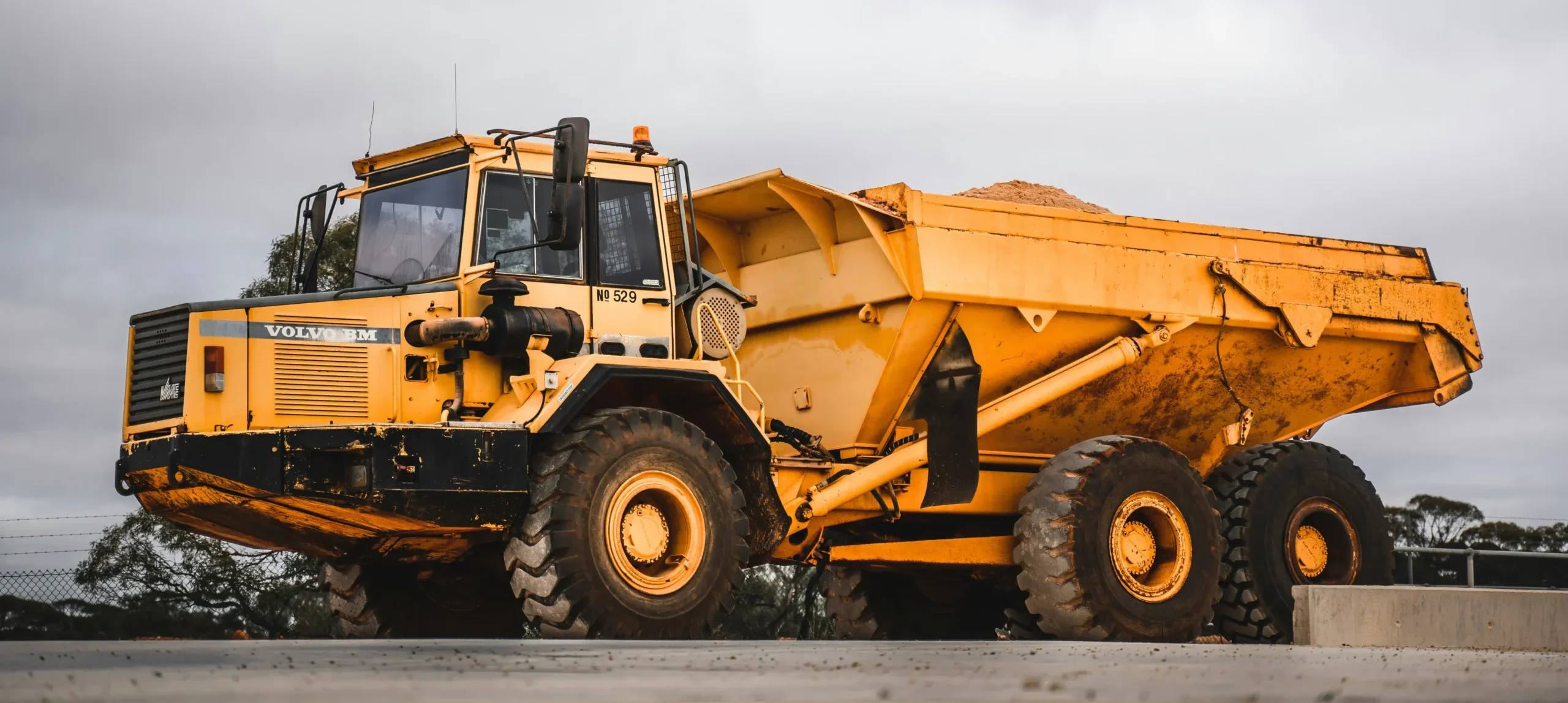 Mining-Dump-Truck-Steering-Cylinder-applications